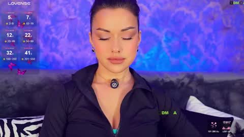 AnnaConda online show from 12.19.25