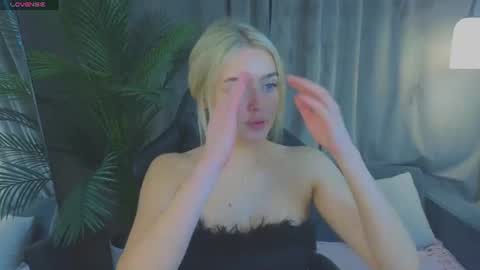 Anna online show from 06.21.26