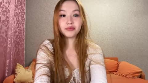 Snapshot of anna_raspberry chatting on 04.16.26 Anne online show from 04.16.26
