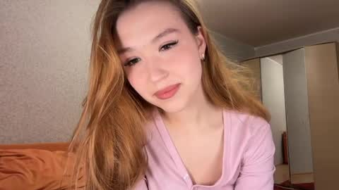 Snapshot of anna_raspberry chatting on 04.25.26 Anne online show from 04.25.26
