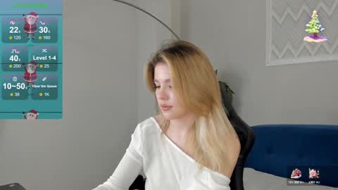 Snapshot of anna_robinson chatting on 01.06.25 Anna online show from 01.06.25