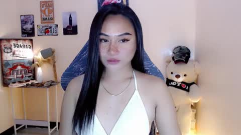 SWEET ANNA online show from 02.04.25