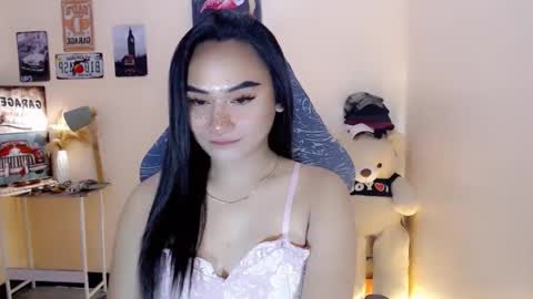 SWEET ANNA online show from 02.07.25