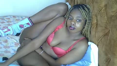 Snapshot of annabellapretty chatting on 11.20.25 annabellapretty online show from 11.20.25