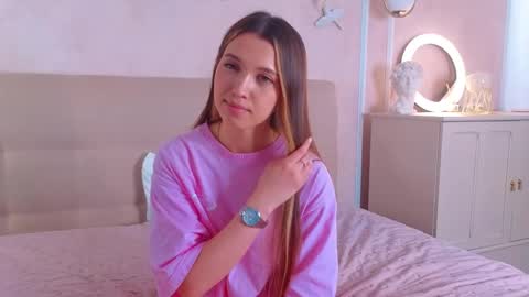 Anna online show from 04.25.26