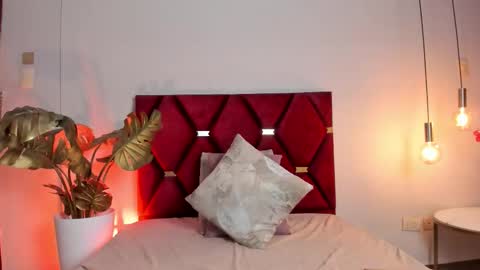 AnnaBrooks online show from 03.05.26