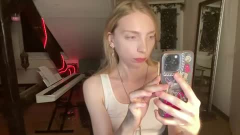 Snapshot of annadarko chatting on 07.13.26 Anna Darko online show from 07.13.26
