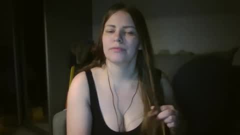 annadiamond1 online show from 02.18.25