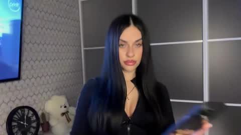 CLEOPATRA online show from 01.16.25