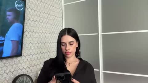 CLEOPATRA online show from 01.17.25