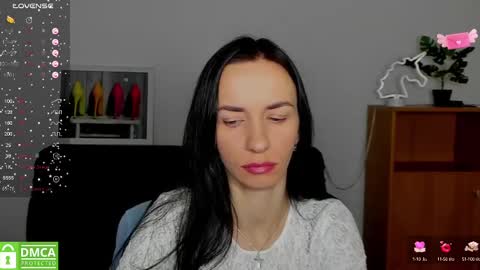 Anna online show from 02.14.25