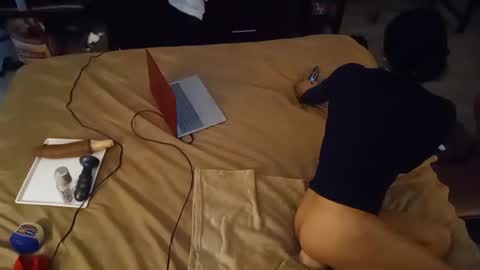 Anna Lee Cross online show from 04.06.26