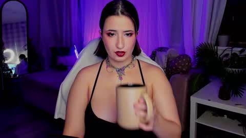 annalluring online show from 09.15.25