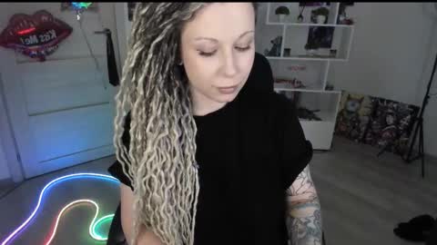 Snapshot of annanebula chatting on 03.27.26 Anna online show from 03.27.26