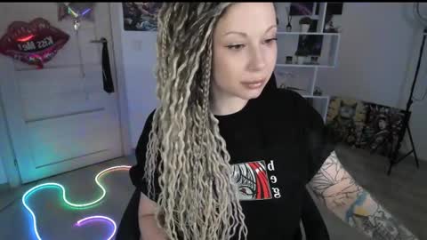 Snapshot of annanebula chatting on 04.03.26 Anna online show from 04.03.26