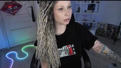 Snapshot of annanebula chatting on 04.06.26 Anna online show from 04.06.26