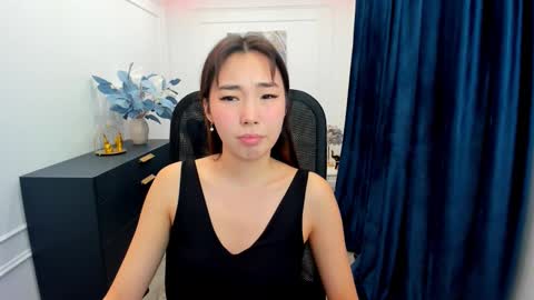 Anna online show from 09.29.25