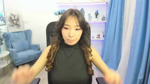 Snapshot of annareyli chatting on 01.19.26 Anna online show from 01.19.26