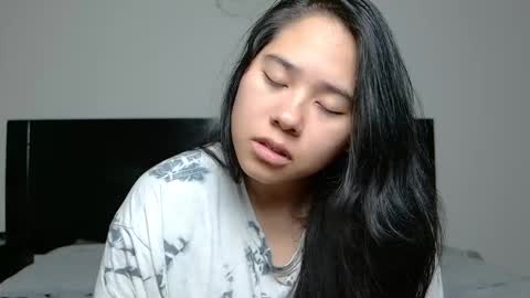 Anna online show from 09.15.25