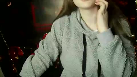 Bella online show from 10.15.25