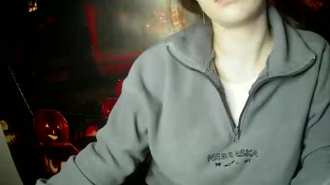 Bella online show from 10.17.25