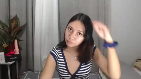 anne_chanelx online show from 02.18.26