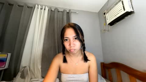 Snapshot of anne_chanelx chatting on 04.15.26 anne_chanelx online show from 04.15.26