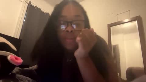 Snapshot of anne_lynn chatting on 09.18.25 anne_lynn online show from 09.18.25