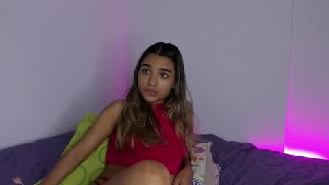 Anne online show from 10.04.25