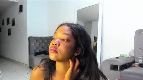 Annie  online show from 02.18.25