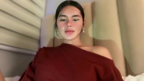 Snapshot of annedee_ chatting on 12.14.25 Kim online show from 12.14.25