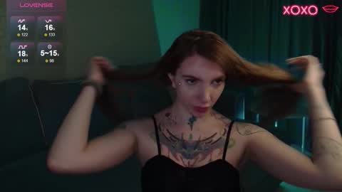 Snapshot of annetenet chatting on 01.09.26 Annet online show from 01.09.26