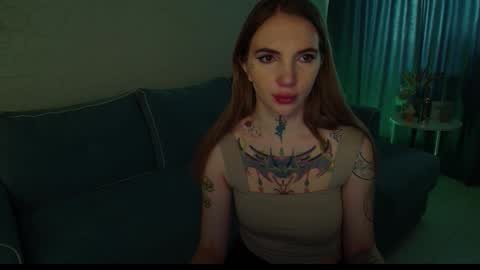 Snapshot of annetenet chatting on 02.19.26 Annet online show from 02.19.26