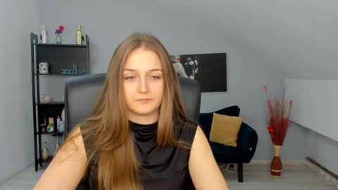 annewilsonn online show from 03.12.26