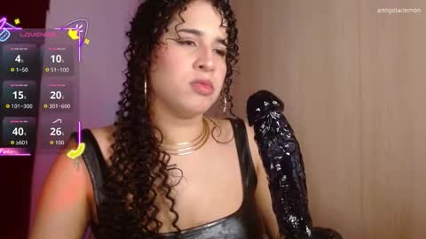 ANGEL  independent model  online show from 09.30.25