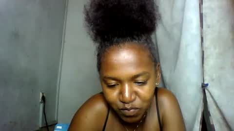 annick98 online show from 02.17.26