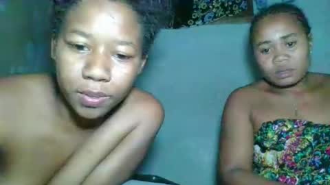 annick98 online show from 04.16.26