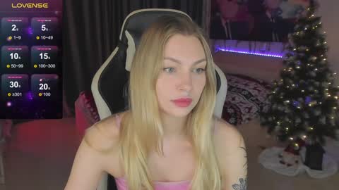 Annie online show from 01.11.25