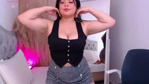 annie_20_ online show from 04.15.26