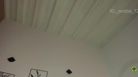 annie_barozzi online show from 03.17.26