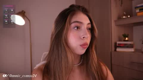 Annie Evans online show from 12.17.25