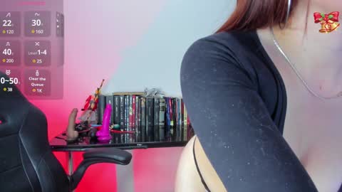 annie_loff online show from 12.19.24