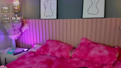   online show from 09.15.25