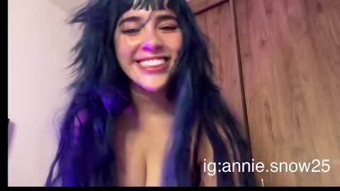 JEANNE no olvides seguirme dont forget follow me  uu online show from 03.11.25