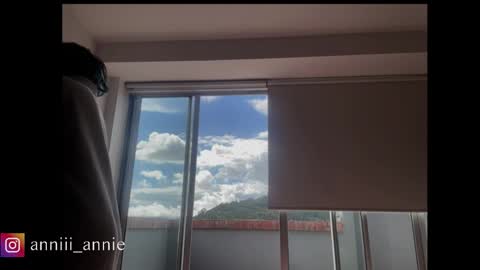 JEANNE no olvides seguirme dont forget follow me  uu online show from 09.10.25