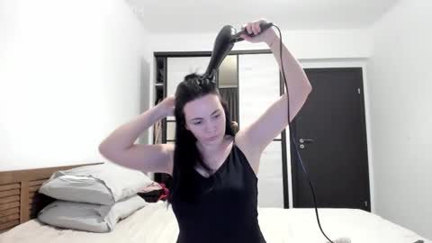 Annie online show from 03.29.26