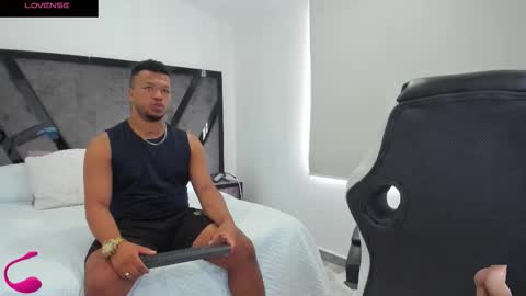 Annie and Stefan online show from 10.03.25