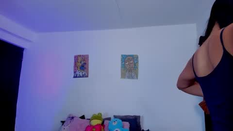 AnnieBlu3 online show from 02.10.25