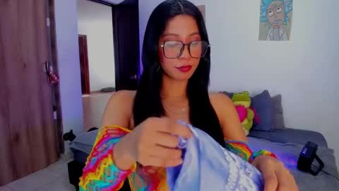 AnnieBlu3 online show from 02.23.25