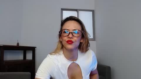 Annie online show from 04.01.26